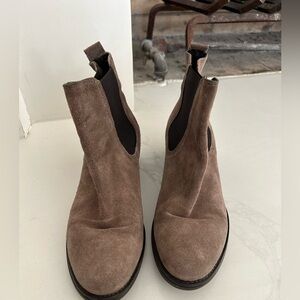 Brown Suede Chelsea Boots